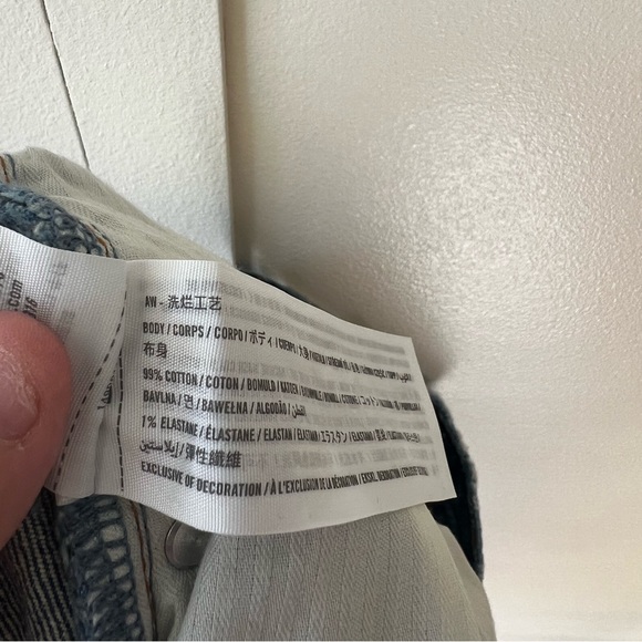 Abercrombie & Fitch NWT Mom Short‎ High Rise Curve Love Jean Shorts Size 20 - Picture 10 of 12